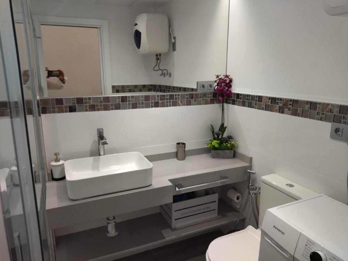 Playa Del Ingles 5 Min Walk From Yumbo! 204 Appartement Maspalomas  Buitenkant foto